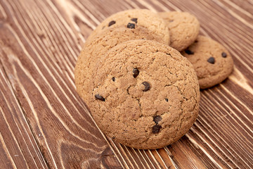 oat cookies on wooden table