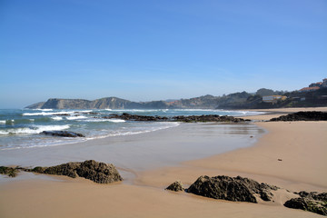 Fototapeta na wymiar panoramica de la playa de comillas, cantabria