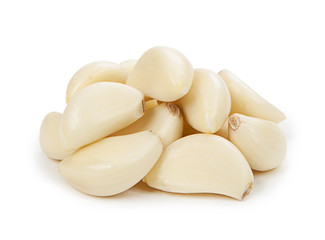 Fototapeta na wymiar Garlic isolated on white background