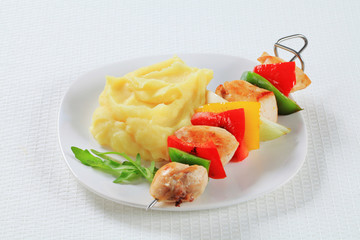 Chicken skewer with mashed potato