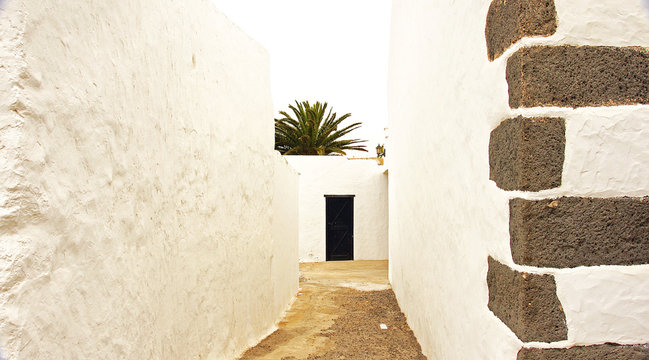 Fototapeta Callejón en Teguise, Lanzarote, Islas Canarias