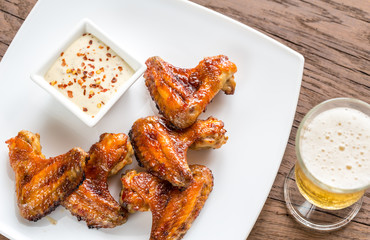 Baked chicken wings with spicy sauce