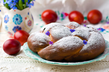 easter wreath Kozunak
