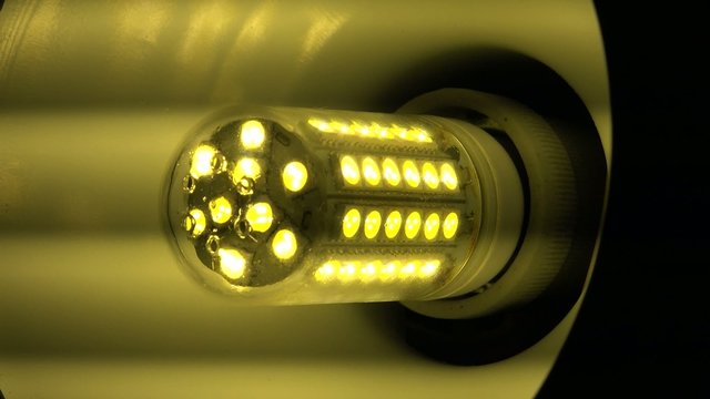Led Light Corn Lamp Zooming with Flashing. 4K, UltraHD, UHD
