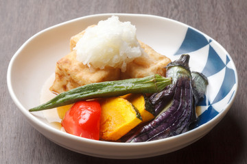 夏野菜と揚げ出し豆腐