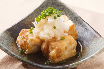 揚げ出し豆腐