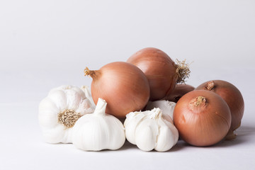 Ajos y Cebollas