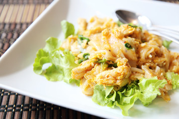Fried Noodles with Chicken
