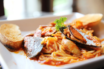 Spaghetti Vongole with clams