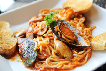 Spaghetti Vongole with clams