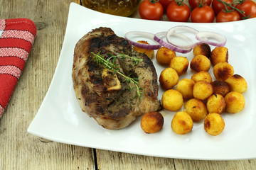 tranches de gigot et pommes de terre
