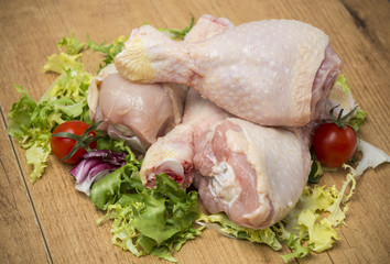 Muslos frescos de pollo