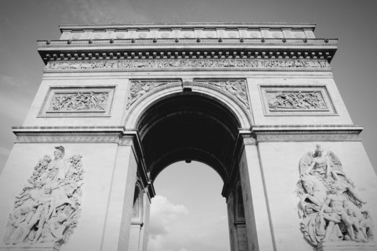 Fototapeta Triumphal Arch, Paris. Black and white.