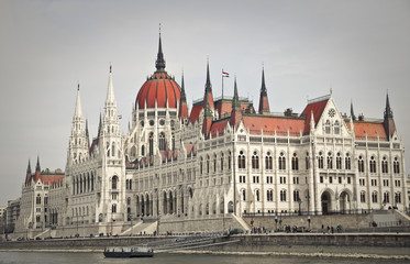 Fototapeta na wymiar View of the hungarian Parliament