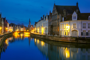 Fototapeta na wymiar Jan Van Eyck Square and Canal Spiegel in Bruges, Belgium