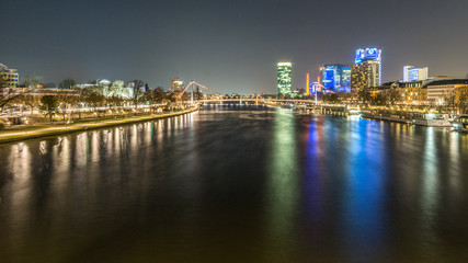 Fototapeta na wymiar Frankfurt am Mein at night time