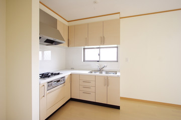 L型キッチン　　リビングのスペースを広くとれる　　狭小住宅対応