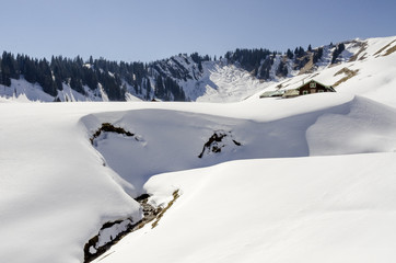 Fototapeta na wymiar Berghütte - Winterlandschaft