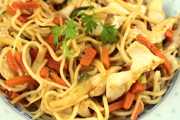 nouilles chinoises et poulet