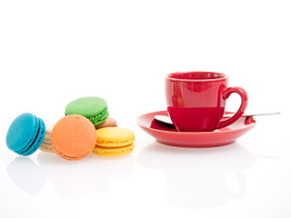 Espressotasse mit Macarons