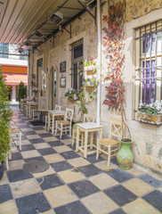 Fototapeta na wymiar Ioannina stree cafe