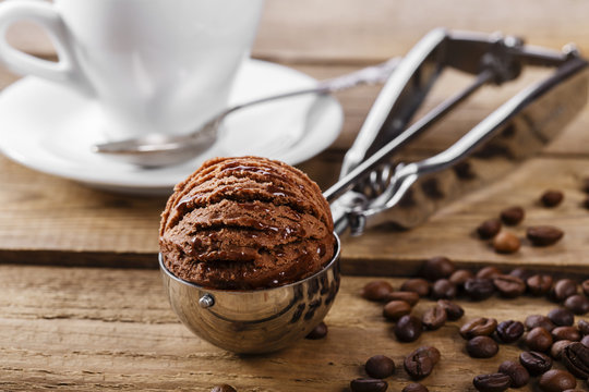 Chocolate coffee ice cream ball scoop spoon
