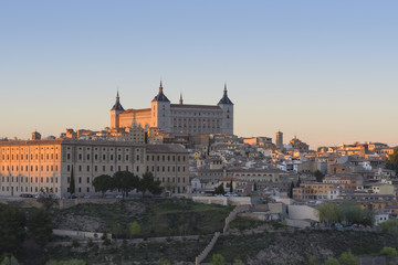 Fototapeta na wymiar Panoramic view of Toledo and Alcazar (Spain)