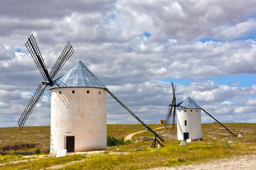 Campo de Criptana, paisaje con molinos de viento, España