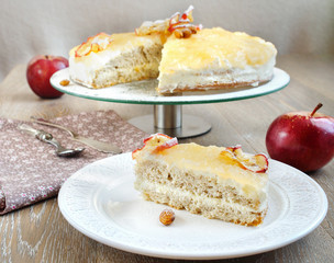 almond biscuit cake with apple jam