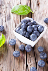 Buleberry, bowl on wooden table