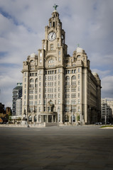 Fototapeta na wymiar Royal Liver Building, Liverpool