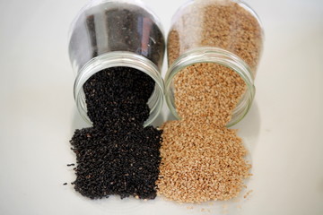 black and white sesame seeds