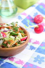 Vegetable salad with radish