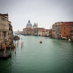 Fototapeta premium Walking in Venice