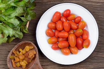 cherry tomatoes