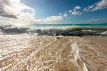 wave going back to sea