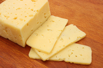 Sliced porous cheese