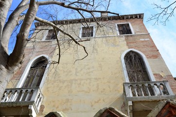 Vieux immeuble à Venise