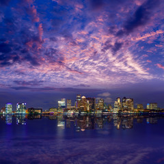Fototapeta na wymiar Boston skyline at sunset and river in Massachusetts