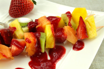 brochettes de fruits