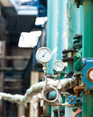 Pipeline indoors oil refining