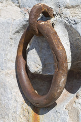 Amarre antiguo para barcos.