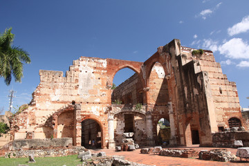 Fototapeta premium St Domingue, Ruines de l'hopital San Nicolas de Bari