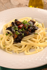 FETTUCCINE SQUID INK -FETTUCCINE AL NERO DI SEPPIA