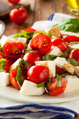 Homemade Healthy Caprese Salad