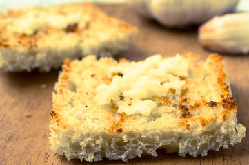 Toasted bread slices with garlic