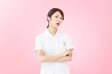 Fototapeta premium 怒るナース