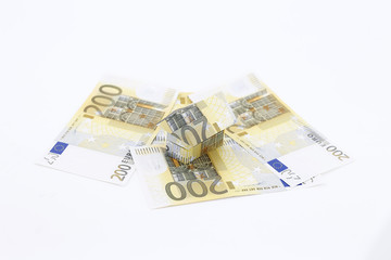 200 € Money with 200 Euro House