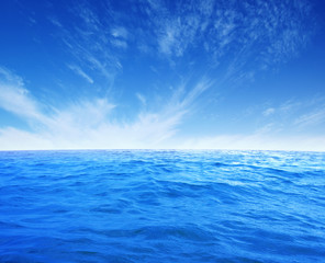 Fototapeta na wymiar Blue sea