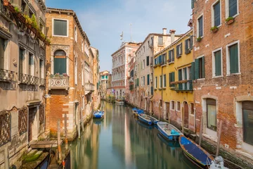 Fotobehang Straten van Venetië © mikecleggphoto
